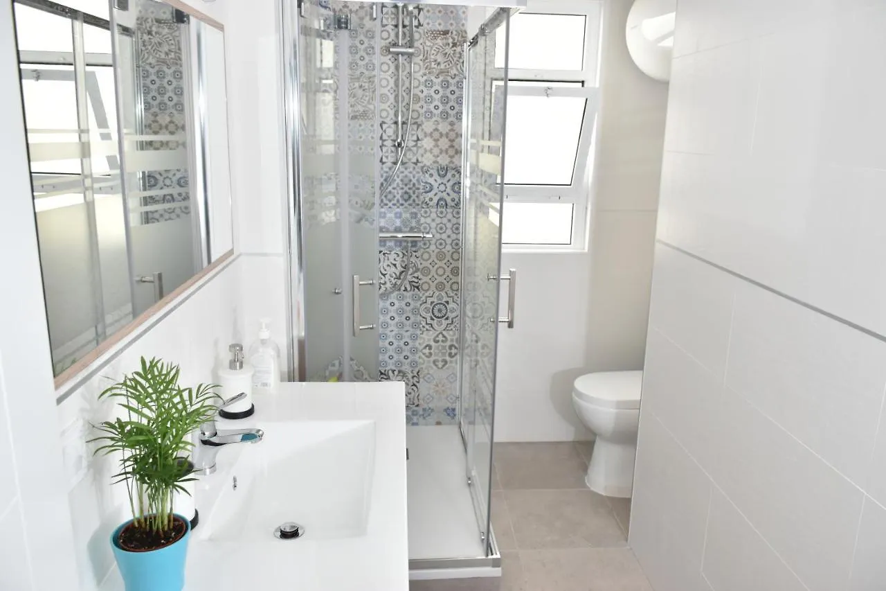 Spectacular Apartment 8 Pax/4 Rooms & Free Parking Màlaga