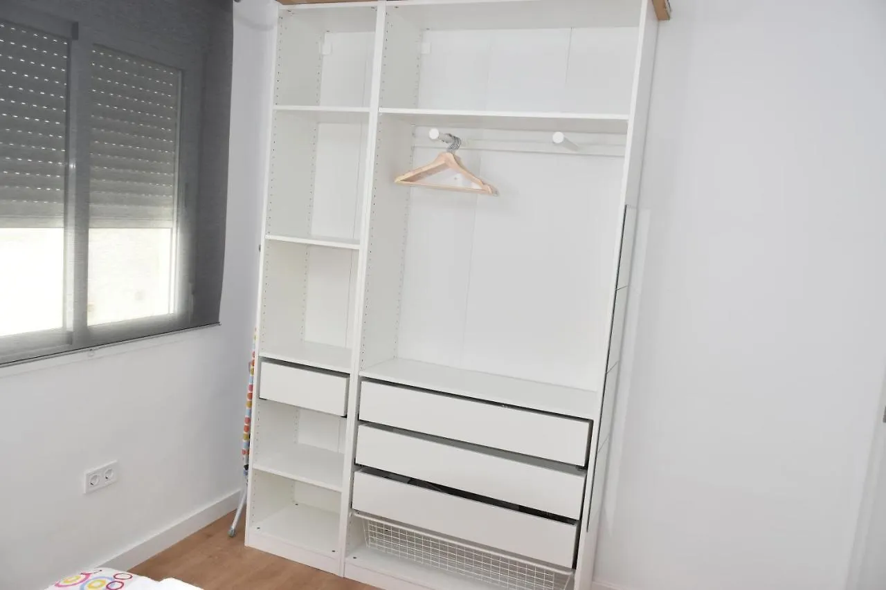 מאלגה Spectacular Apartment 8 Pax/4 Rooms & Free Parking 0*,